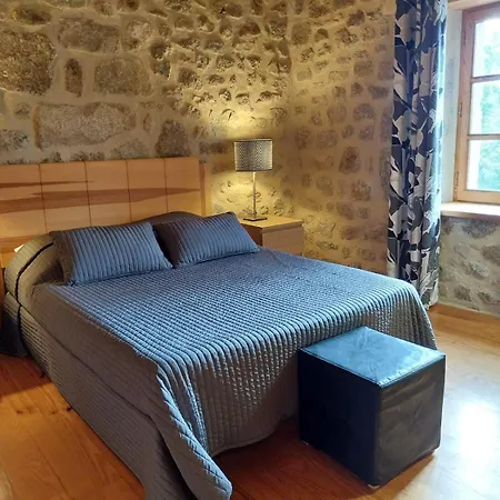 Le De L'ousta Bielh Holiday home